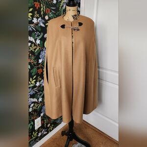 Elegant Zara Tan Cape With Pockets